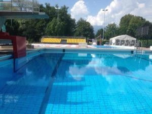 Incontri in piscina 2018